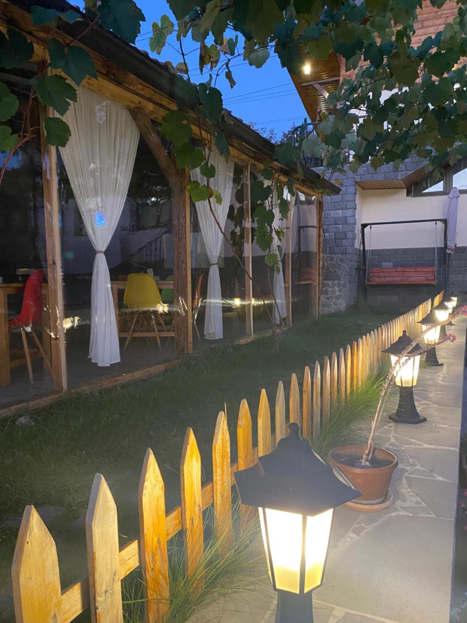 Noy Guest House B&B 瓦纳佐尔 外观 照片